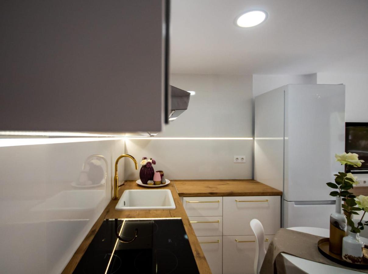 Los Elefantes Apartment San Bartolomé Exteriér fotografie